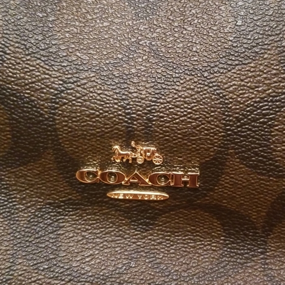 NWT COACH Signature Zip Shoulder Bag - Picture 3 of 7